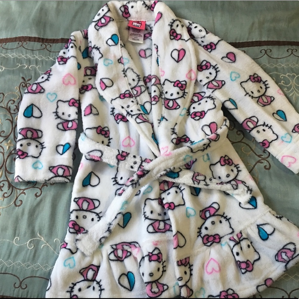 Hello Kitty Bathrobe
